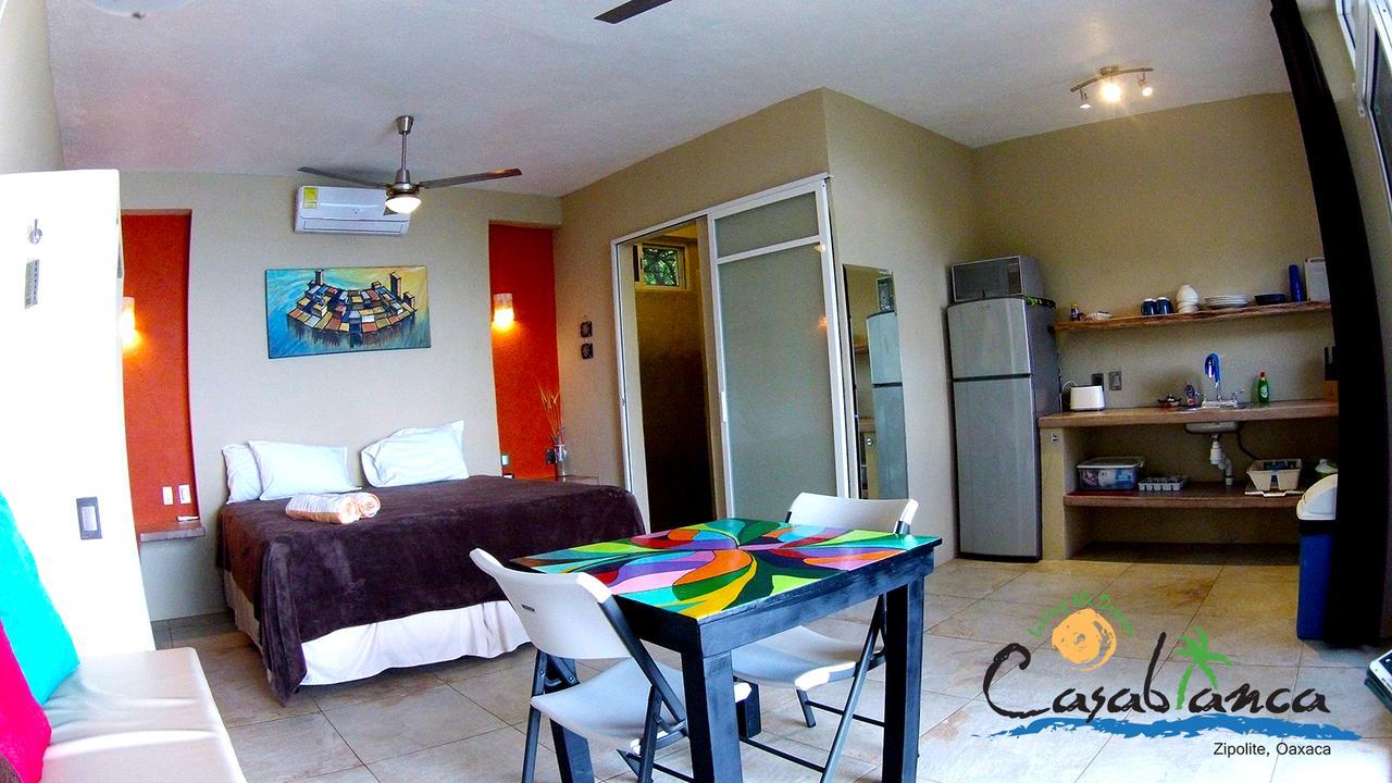 Casablanca Guest House - Adults Only - Starlink Internet! 지폴리테 외부 사진