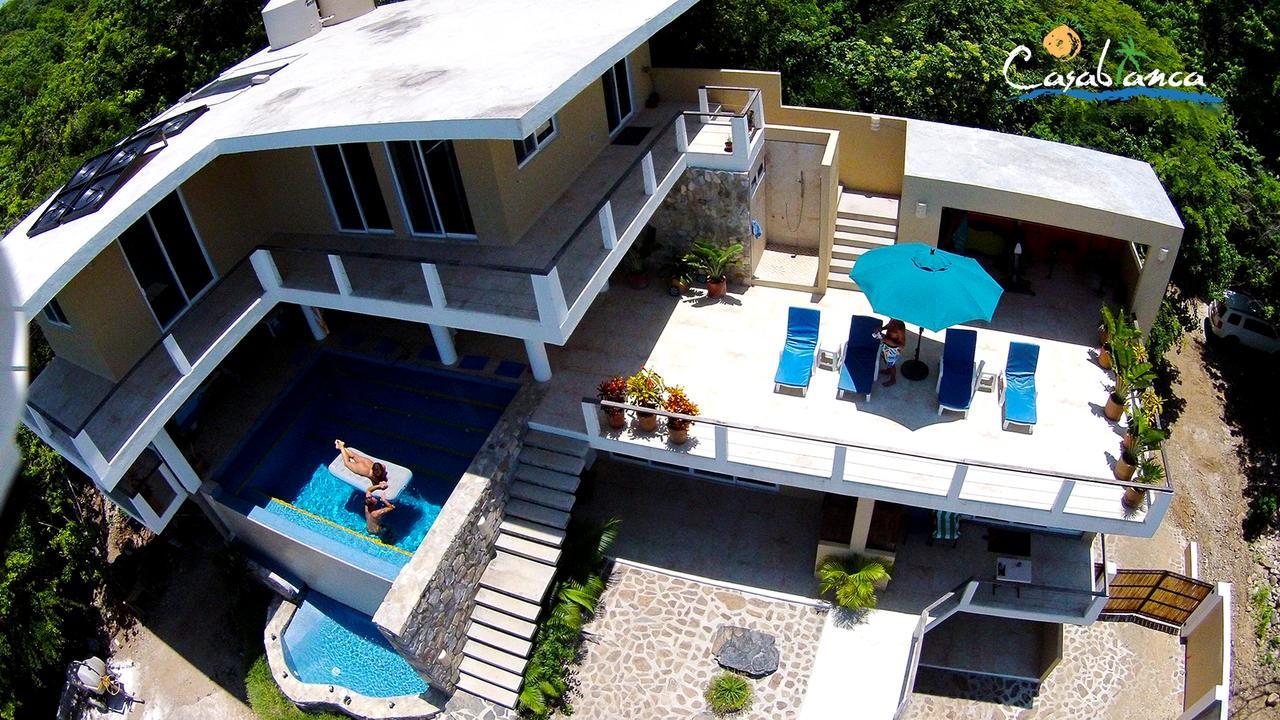 Casablanca Guest House - Adults Only - Starlink Internet! 지폴리테 외부 사진