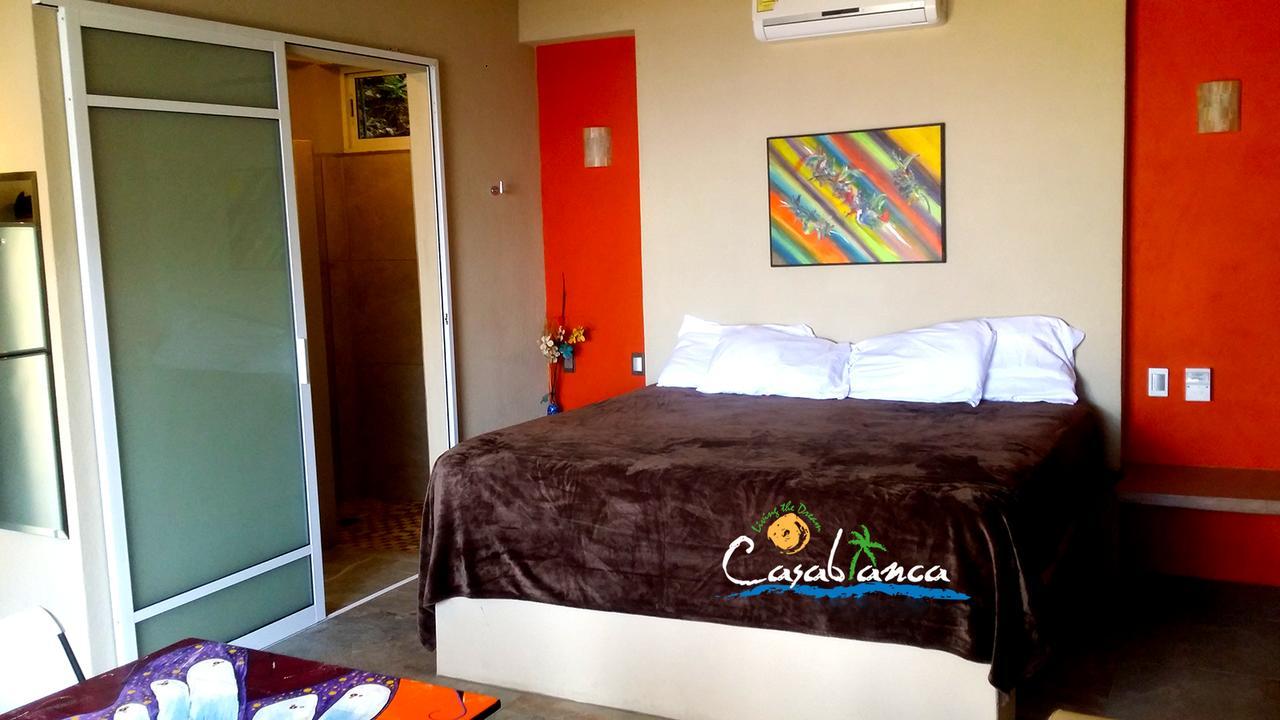 Casablanca Guest House - Adults Only - Starlink Internet! 지폴리테 외부 사진